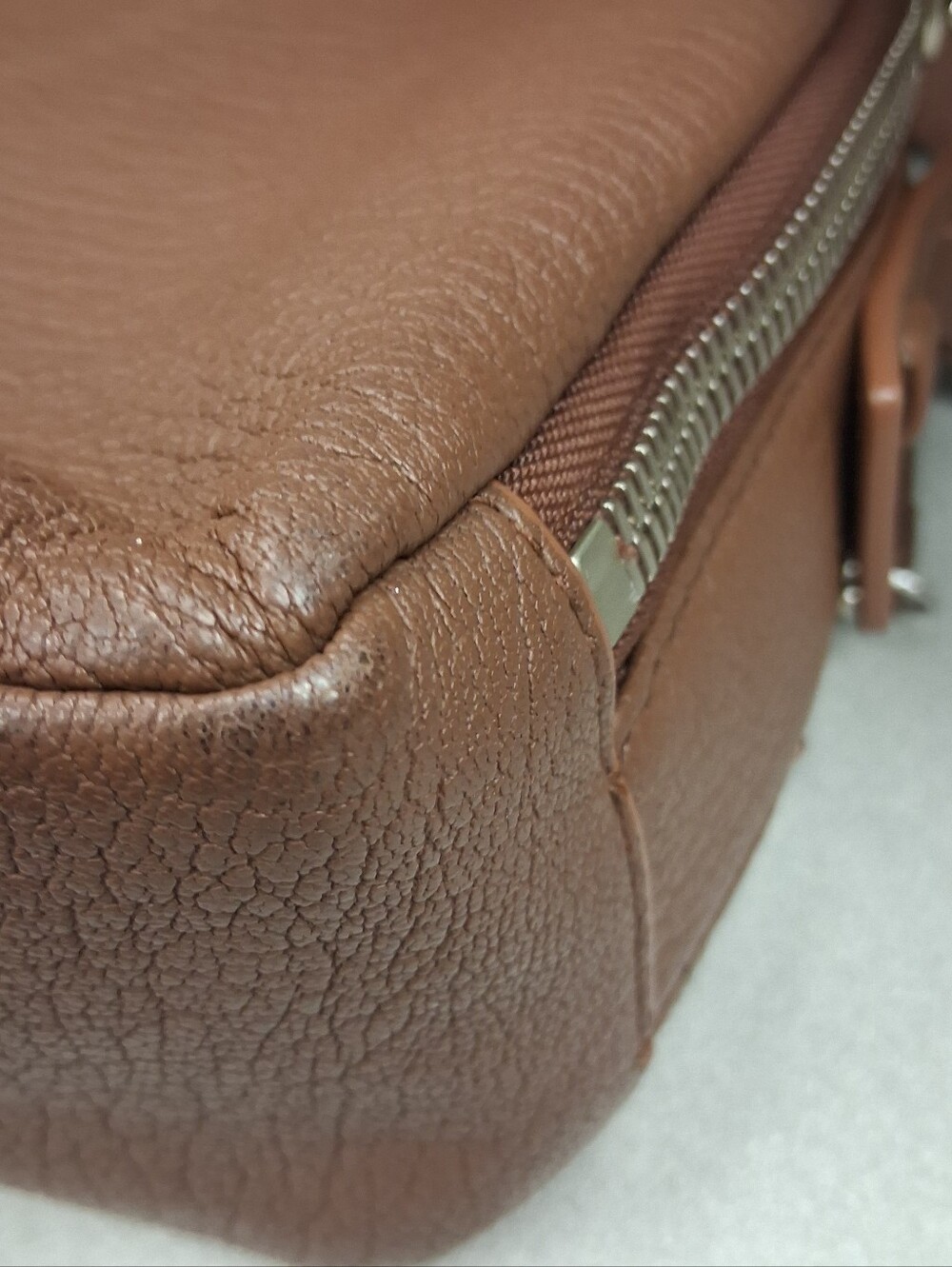 ALL SAINTS VINCENT PEBBLED LEATHER DOUBLE ZIP CROSSBODY HANDBAG BROWN TAN GUC - Picture 11 of 15